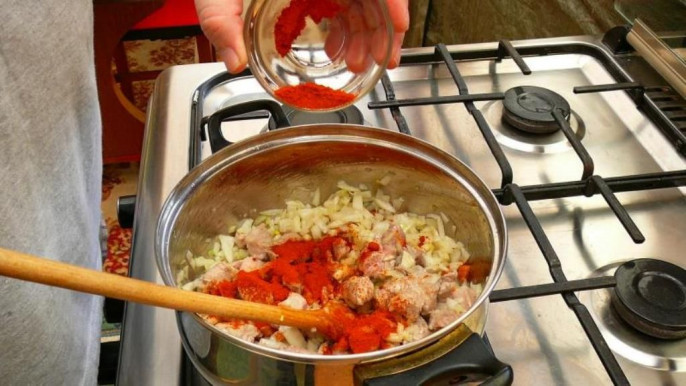 Bod Péter Ákos: Lendületesen csökken a gáz ára a világban, hátrányban a magyarok