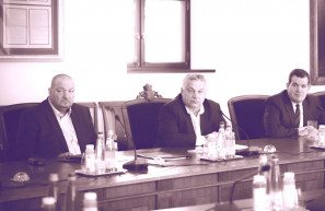 Kapkodás, csapkodás, kínos és kényszeredett hazudozás – Hardy Mihály jegyzete