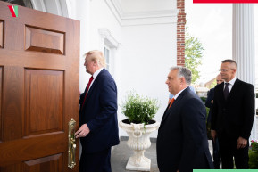 Trumpra várunk – válaszolta lelkesen Orbán Viktor újságírói kérdésre