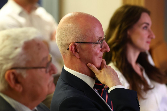 Politikai ügyekben a kormányzat befolyásolja a bírákat