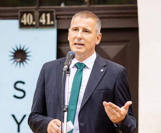 A DK is támogatja Nemény András újraindulását Szombathelyen