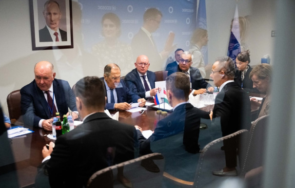 Euronews: Szijjártó az EU kifejezett kérése ellenére találkozott Lavrovval 