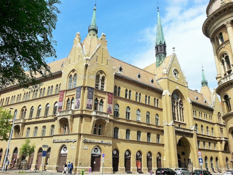 Budapesti Unitárius Templom és bérház
