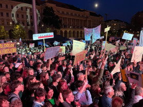 Tiltakozó diák: Ha kicsit is egyetértesz, be kell állni mögé