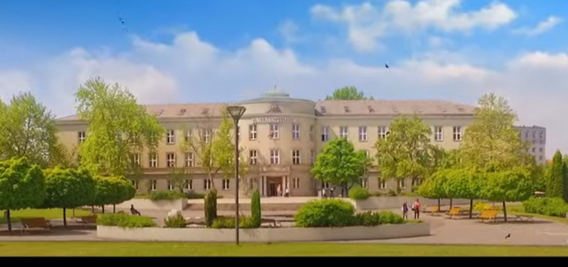 Digitális oktatással spórol a Dunaújvárosi Egyetem