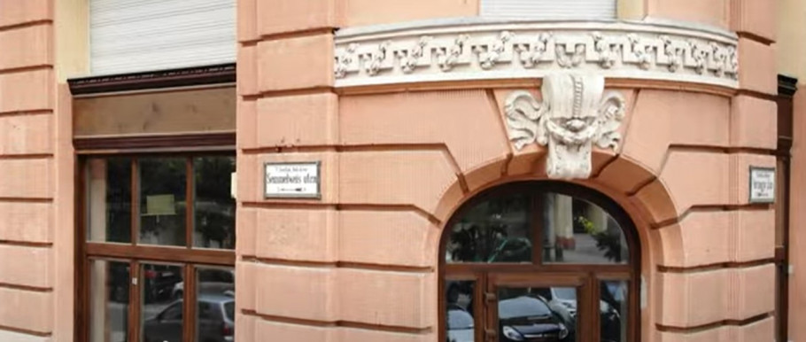 Újabb ingatlanoktól válna meg a fideszes vezetésű Belváros