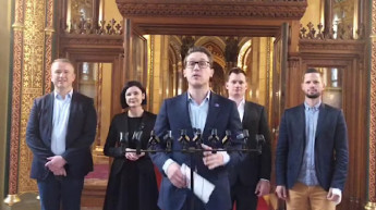 LMBTQ-frakció: Már az is előrelépés lenne, a kormány a gyűlölet alá nem adná a lovat