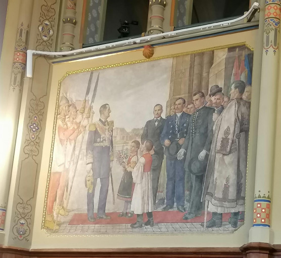 Kecskeméten Horthy-festmény alatt ülésezik az önkormányzat