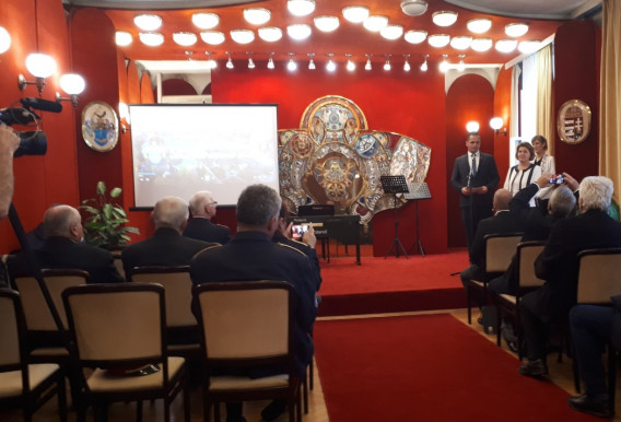 Náci dallamokat játszott Jászberény a német vendégeknek