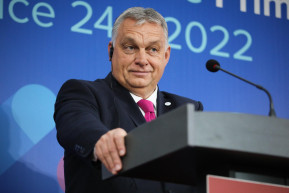 FT: Nem Orbán találmánya az illiberális demokrácia kifejezés