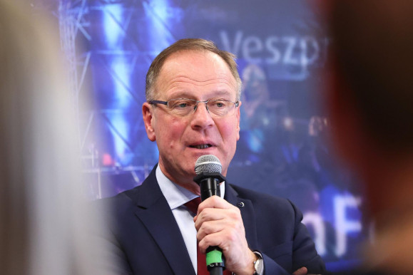 Navracsics még mindig úgy látja, hogy Magyarország 2030-ra az Unió egyik legkellemesebb állama lehet