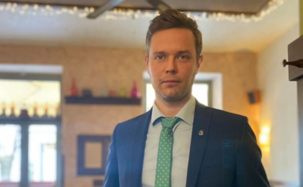 Ma is átlépett egy politikus a DK-ba