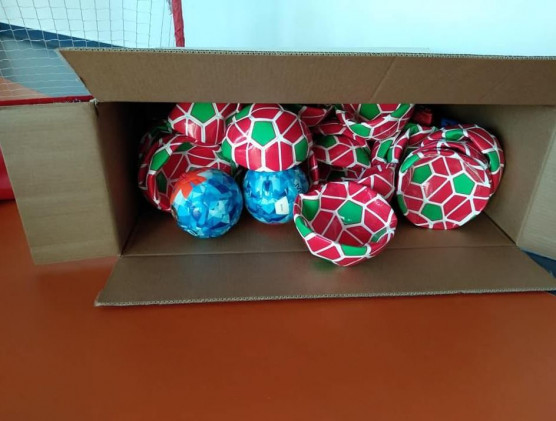 400 ezer forintnyi focifelszerelést kapott a kormánytól egy óvoda, pedig nem kérte és nem is tud mit kezdeni vele 