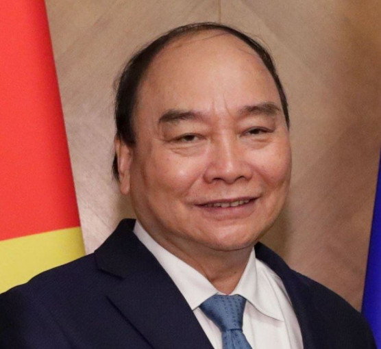 Bűnösnek találta a Párt, lemondott a vietnami államfő