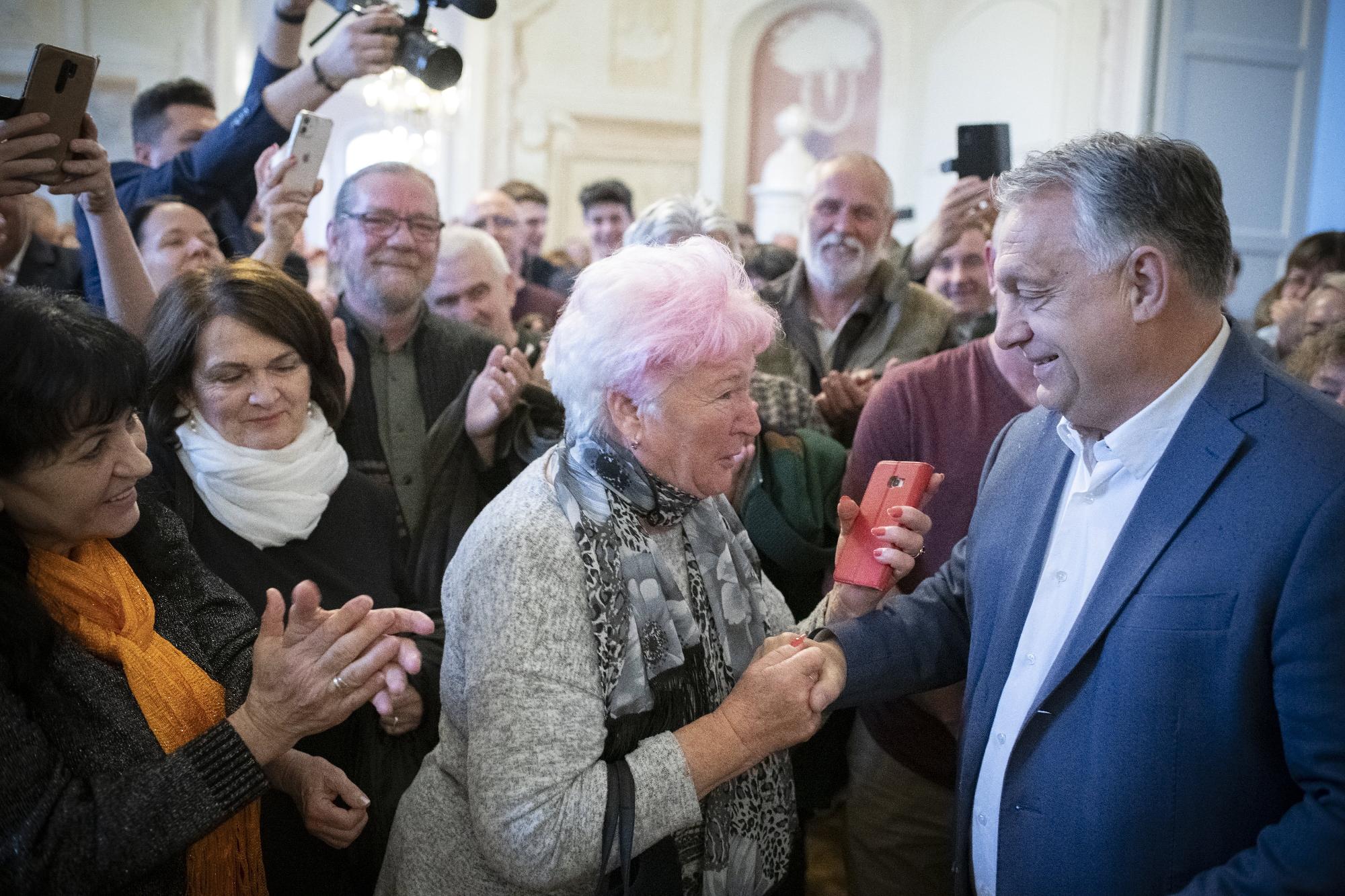 Választás 2022 - Orbán Viktor Dunaharasztiban