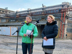 Továbbra is veszélyes hulladék van az Illatos úton, a hivatal tagad