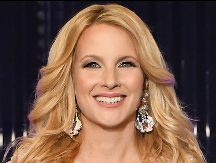 Várkonyi Andrea egymilliós nadrágban szállt ki a 120 milliós Bentleyből 