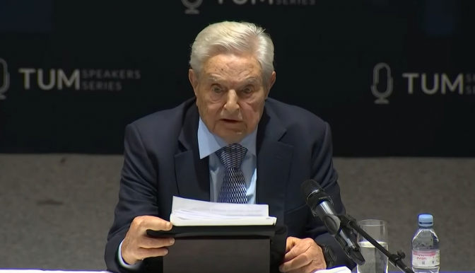 Soros: Nyílt és zárt társadalmak csapnak össze