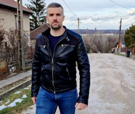 Új választásokat akarnak, aláírásgyűjtést indítanak Jakab Péterék