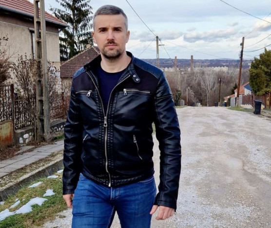 Új választásokat akarnak, aláírásgyűjtést indítanak Jakab Péterék