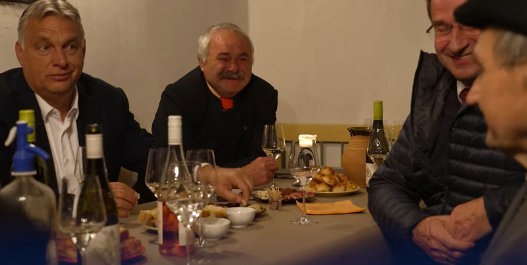 Évi hárommilliárdot ad bormarketingre a kormány