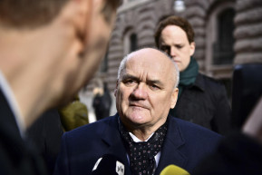 Hende Csaba a finneket is eligazítja