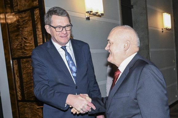 Elutasította a Fidesz, hogy jövő héten szavazzanak a svéd NATO-csatlakozásról