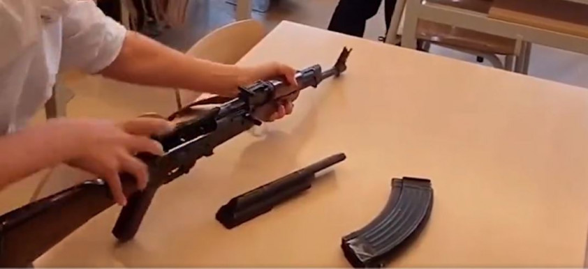 Gyerekeket képeznek ki katonának a Krím félszigetet megszállt orosz hatóságok