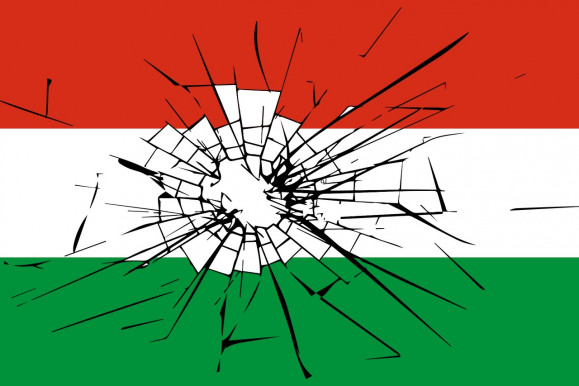 Összeomlott már az ország? - Dési János jegyzete