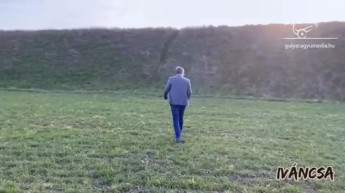 Hadházy túl sokat kérdez: kettőt