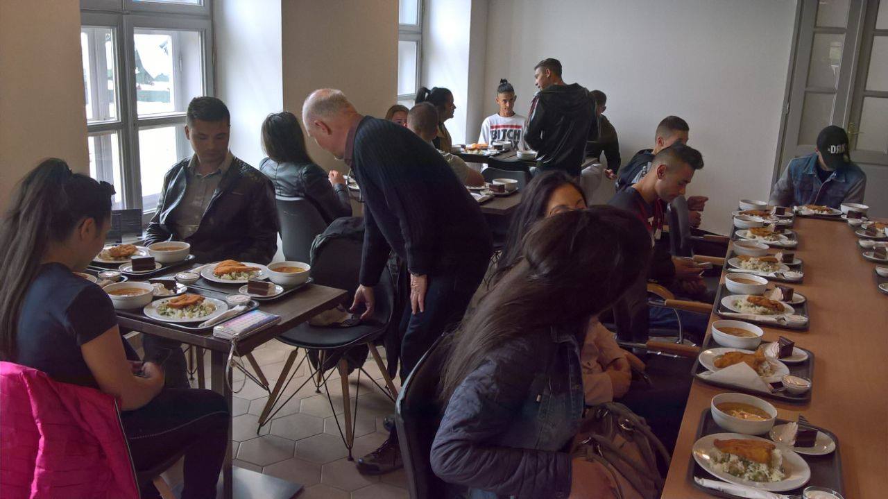 étkezés alapítvány romák iskola Abaújkér Wesley