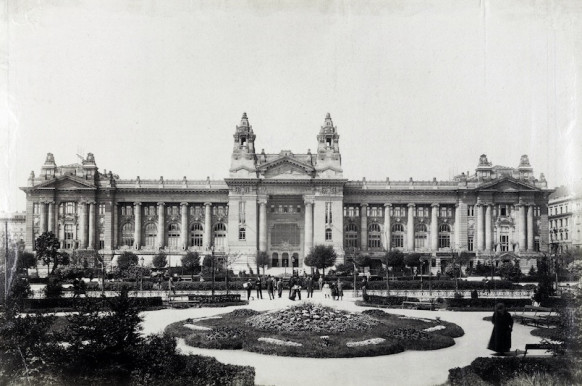 Sokat tudna mesélni a Szabadság tér