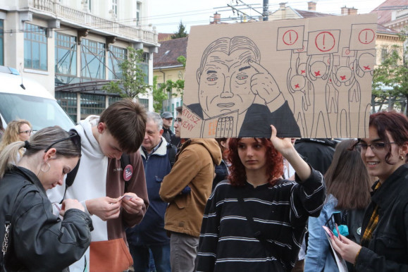 Oktatásügyi tüntetések: 