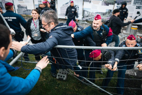 Hadházy: Kimutatta a foga fehérjét a rendőrállam