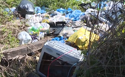 Irdatlan mennyiségű szeméttel borították be Nagykanizsa zöldövezetét