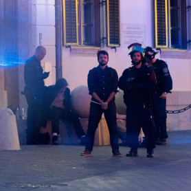 Tompos: Teljes a fejetlenség a rendőrök közt