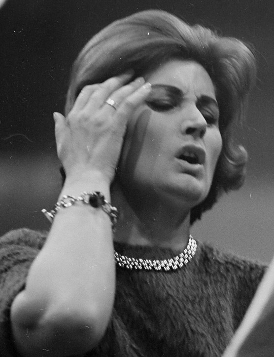 A Fiumei úti sírkertben búcsúztatják Máthé Erzsit