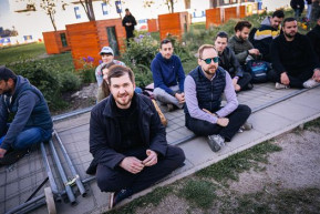 A rendőrség 41 kordonbontót igazoltatott kedd reggel a Karmelitánál