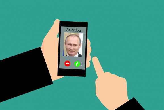 Beszélnek - Szénási Sándor jegyzete