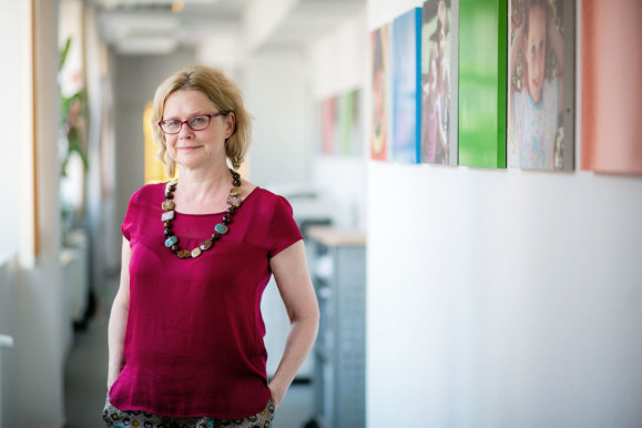 Szilvási: Az anyákat kéne segíteni, ha már a kormány ideológiája, hogy szüljünk minél többet