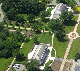 A 18 milliárd forintot érő Hatvanpuszta – a kontroll nélküli hatalom szimbóluma