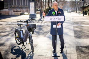Tiszta kabaré, ami a kaposvári közbringarendszer körül zajlik 