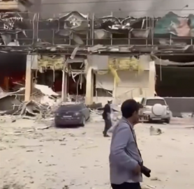 Orosz rakéták robbantak egy kelet-ukrajnai pizzériában, nyolcan meghaltak