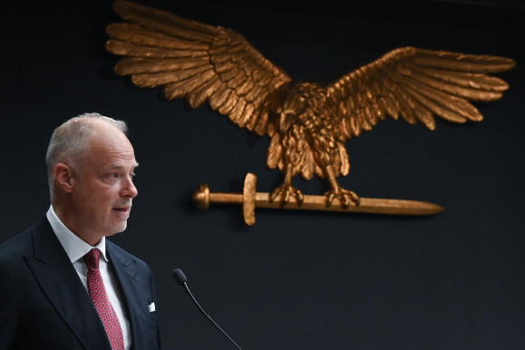 Szalay-Bobrovniczky: Magyarország elkötelezett tagja a NATO-nak, de a béke pártján áll