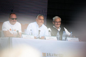 Bekérették a bukaresti magyar nagykövetet 