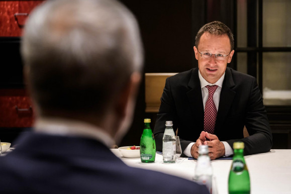 Szijjártó: A békét segíti, ha az oroszok indulhatnak az olimpián