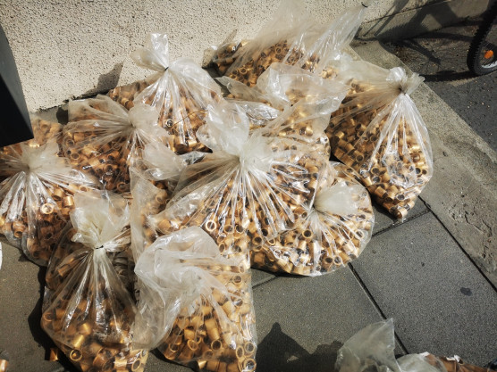 Babakocsiban és kukában tolta el a lopott rezet a kecskeméti tandem