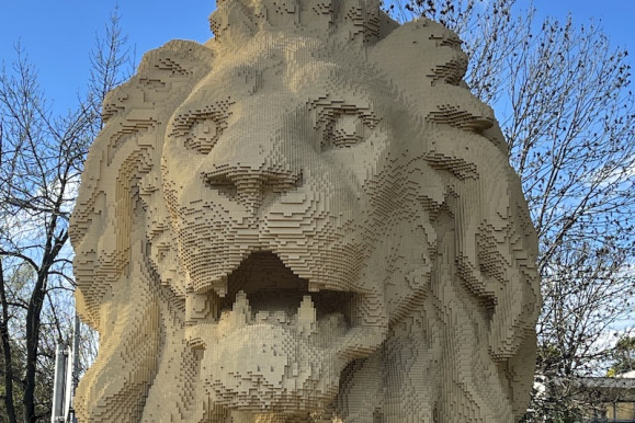 Hány oroszlán van a Lánchídon?