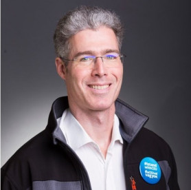 A Corvinusról kirúgott Ádám Zoltán egyéni képviselőként indul a XIII. kerületben