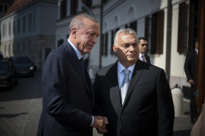 Civilre támadhattak Erdogan testőrei Budapesten